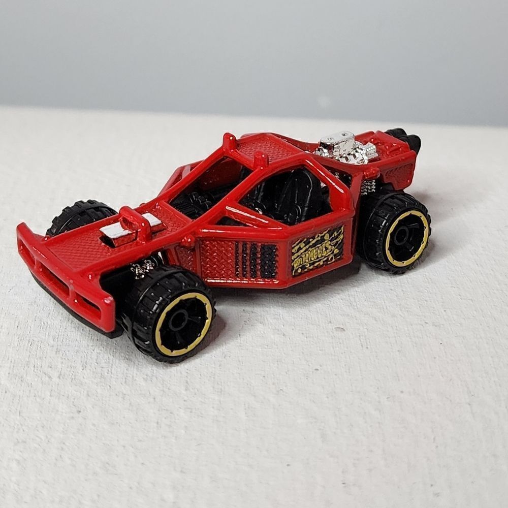 Mattel 2000 Hot Wheels Roll Cage Die Cast Car Red Thailand